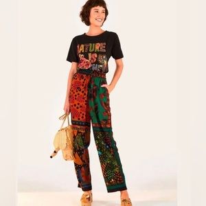 Farm Rio pants w/ pkts, straight leg/high waist from rio de janiero store  sz L